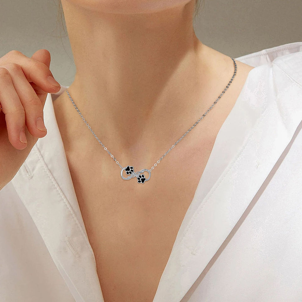 Collar de infinito con circonita