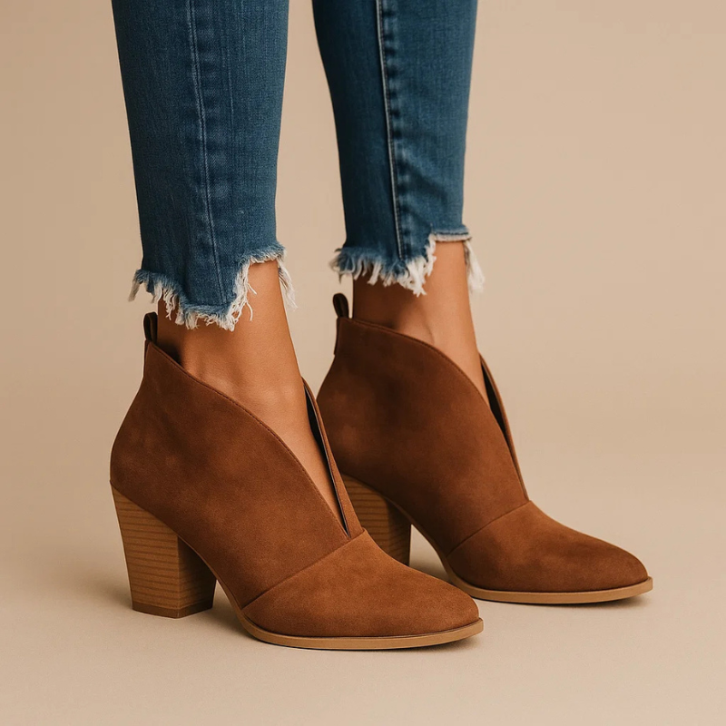 Alfonsina | Botines de calzar con corte en V