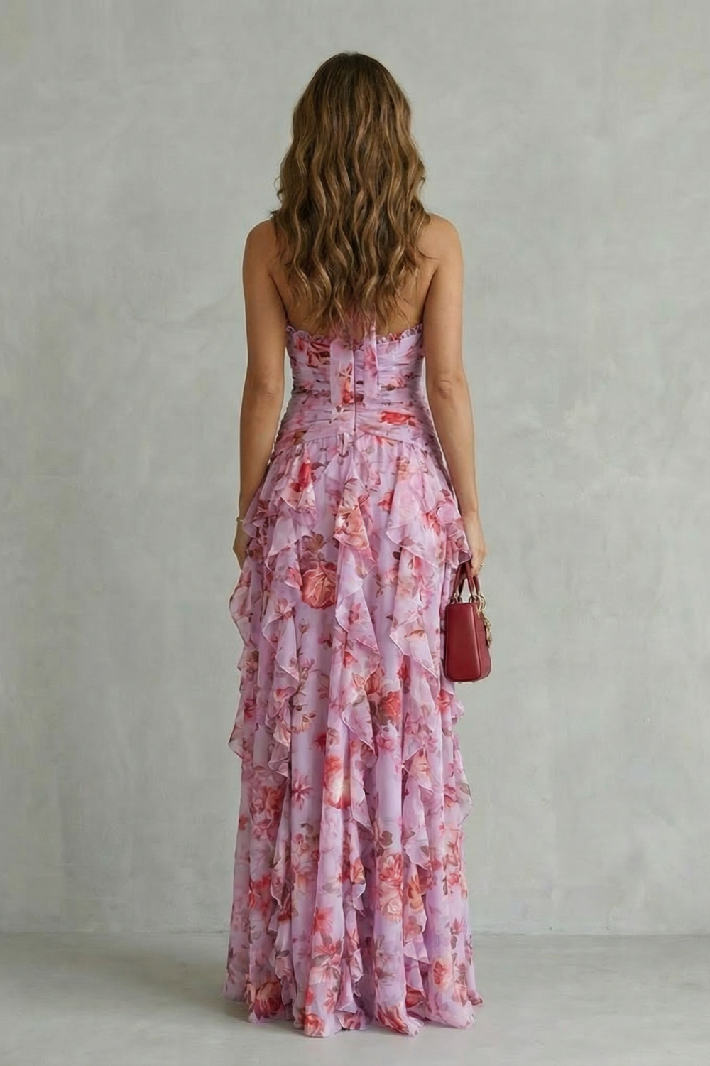 Belladina | Romántica cascada de rosas - Vestido largo con escote halter