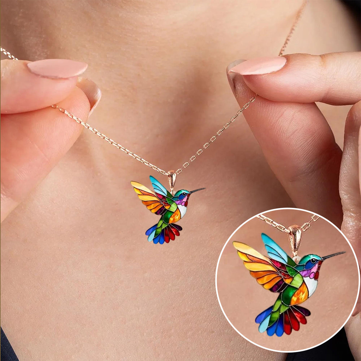 Collar de colibrí multicolor