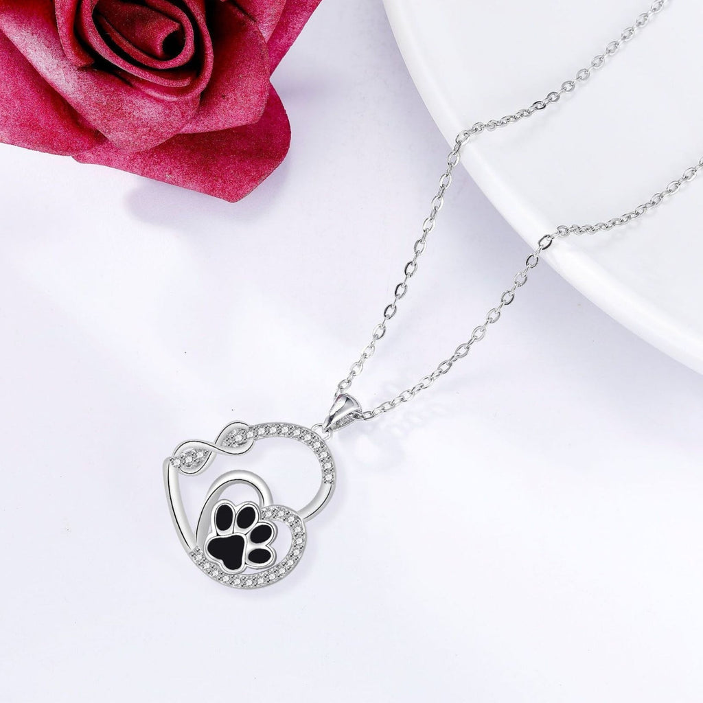 Collar de infinito y huella