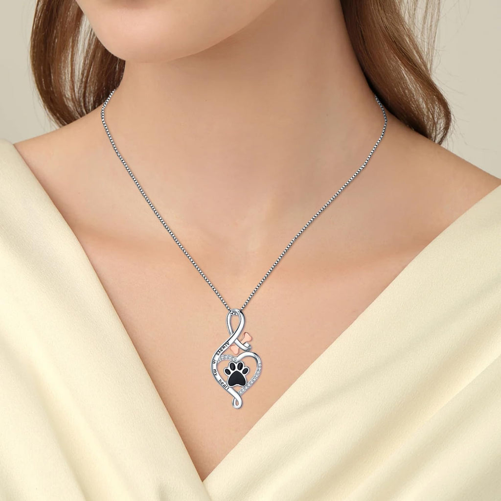 Collar de huella con corazón, hueso e infinito