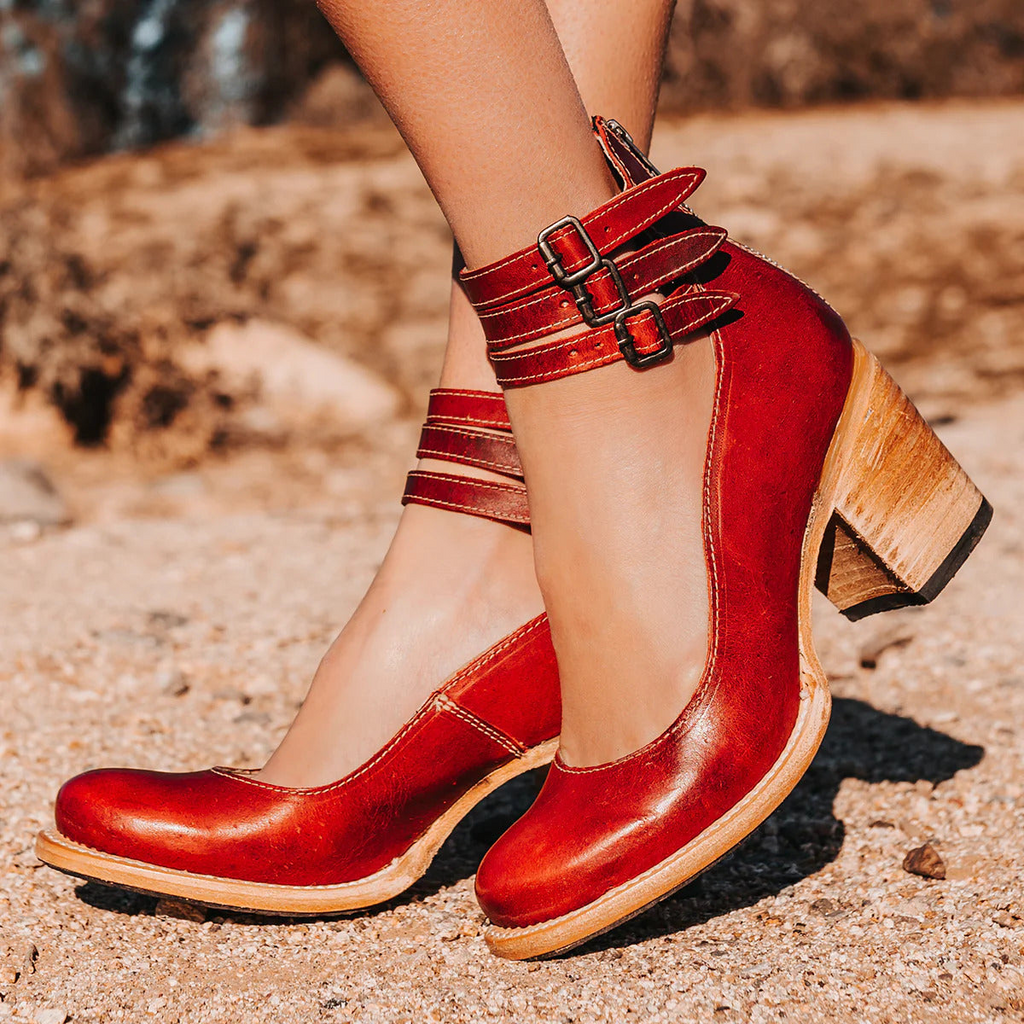 Tacones de cuero Mirella