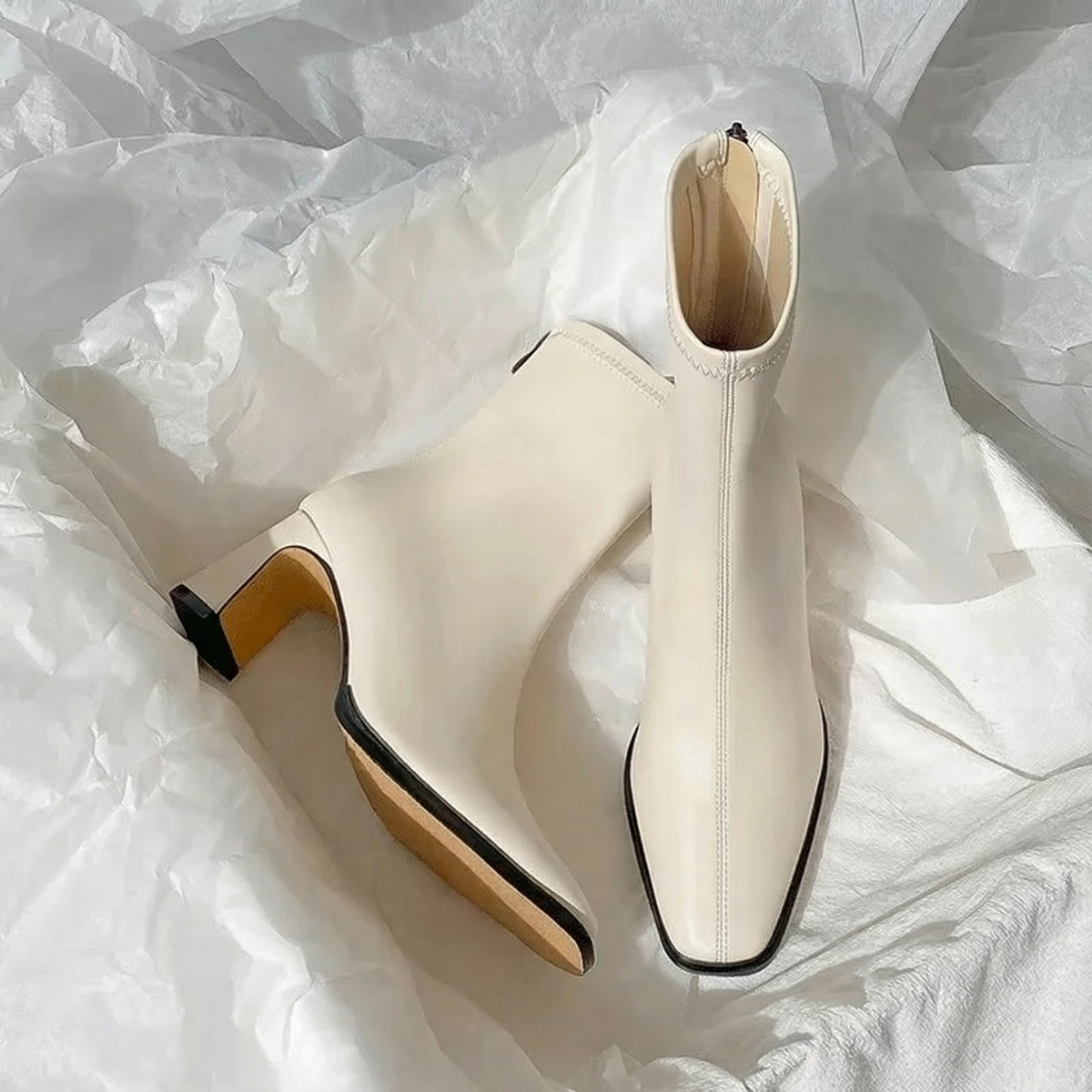 Ermelinda | Botines de tacón estilizado con cremallera