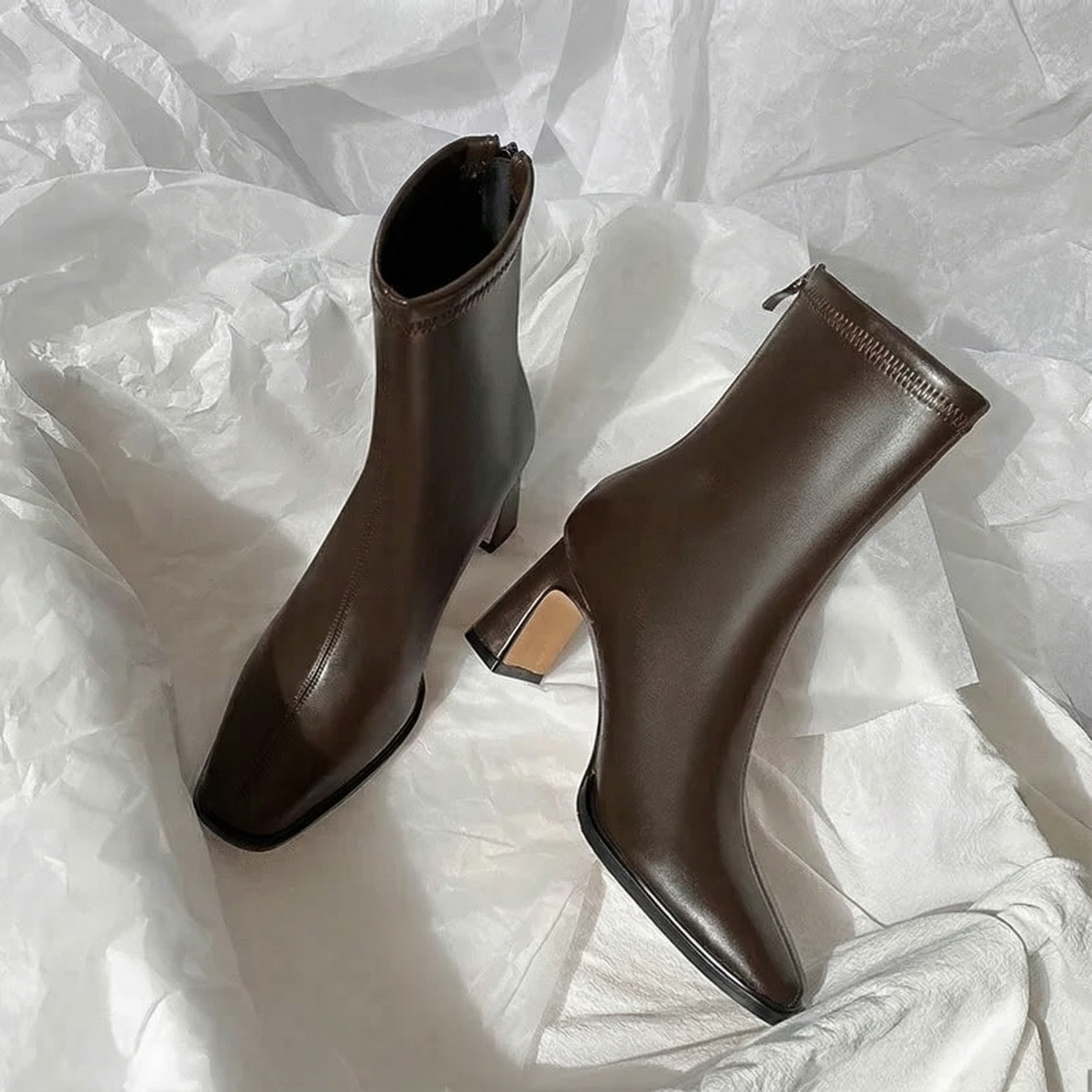 Ermelinda | Botines de tacón estilizado con cremallera