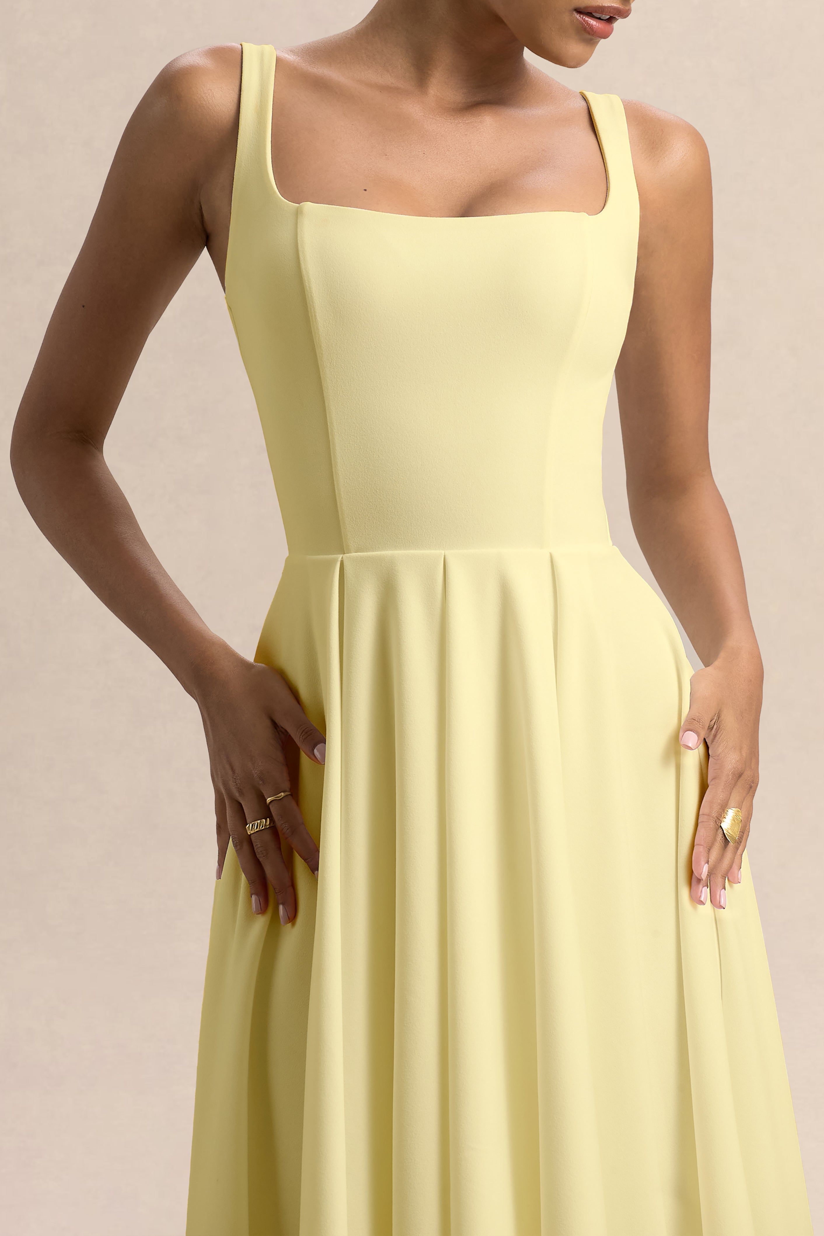 Parina | Vestido Midi Color Limón Con Tirantes Y Falda Con Volumen