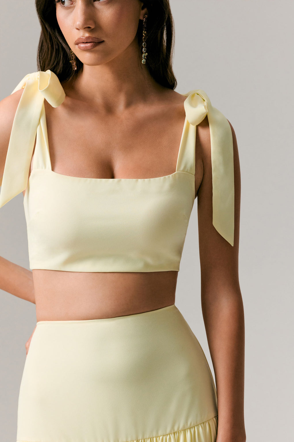 Elodie | Crop Top de Tirantes con Lazo en Limón