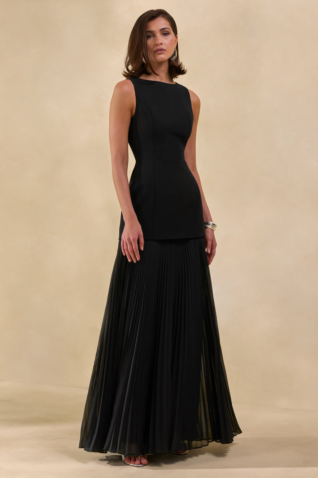 Hadley | Vestido Largo Negro Con Escote Barco Y Cintura Baja