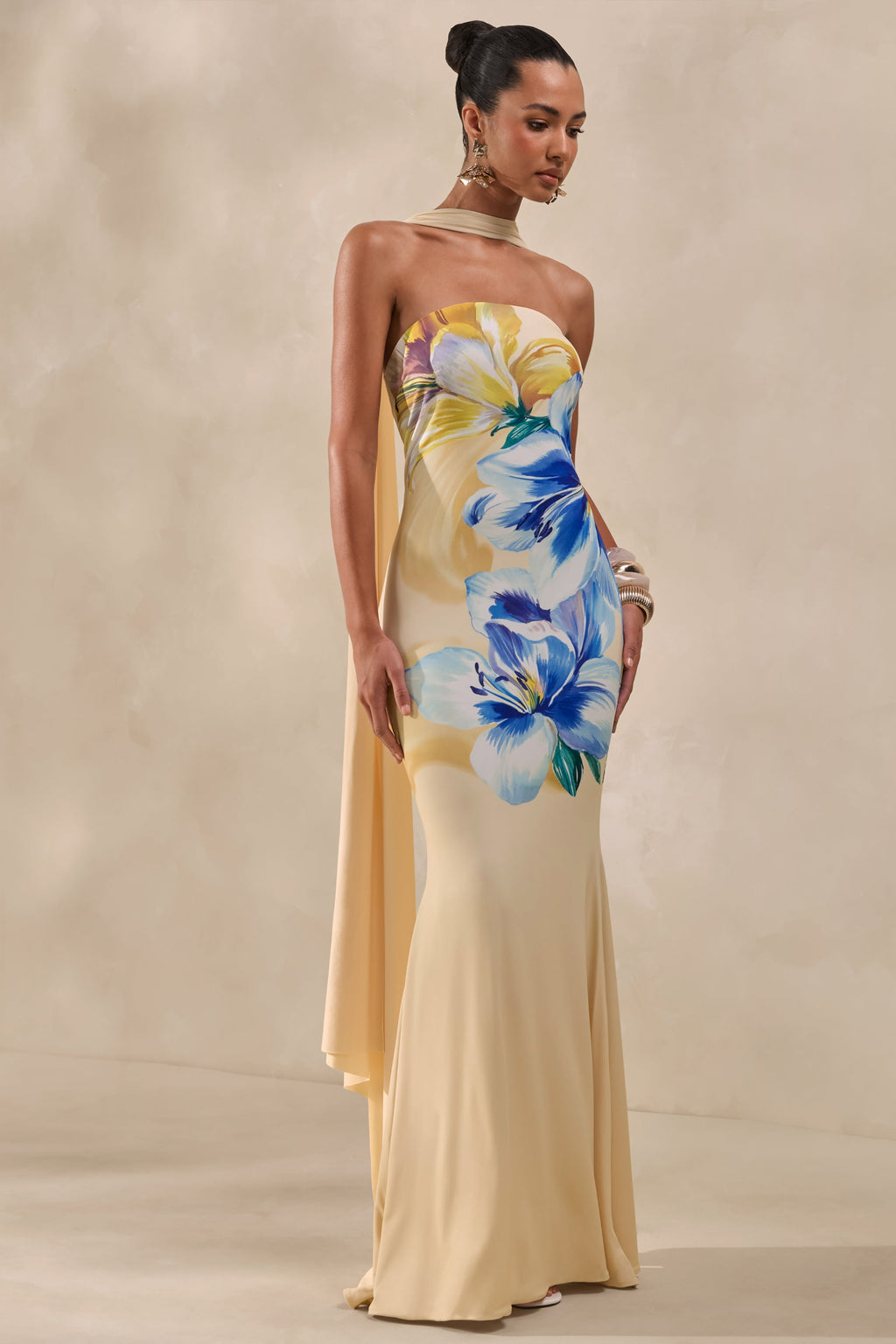 Brooke | Vestido Largo Bandeau Con Estampado Floral En Amarillo Limón Y Azul Y Pañuelo