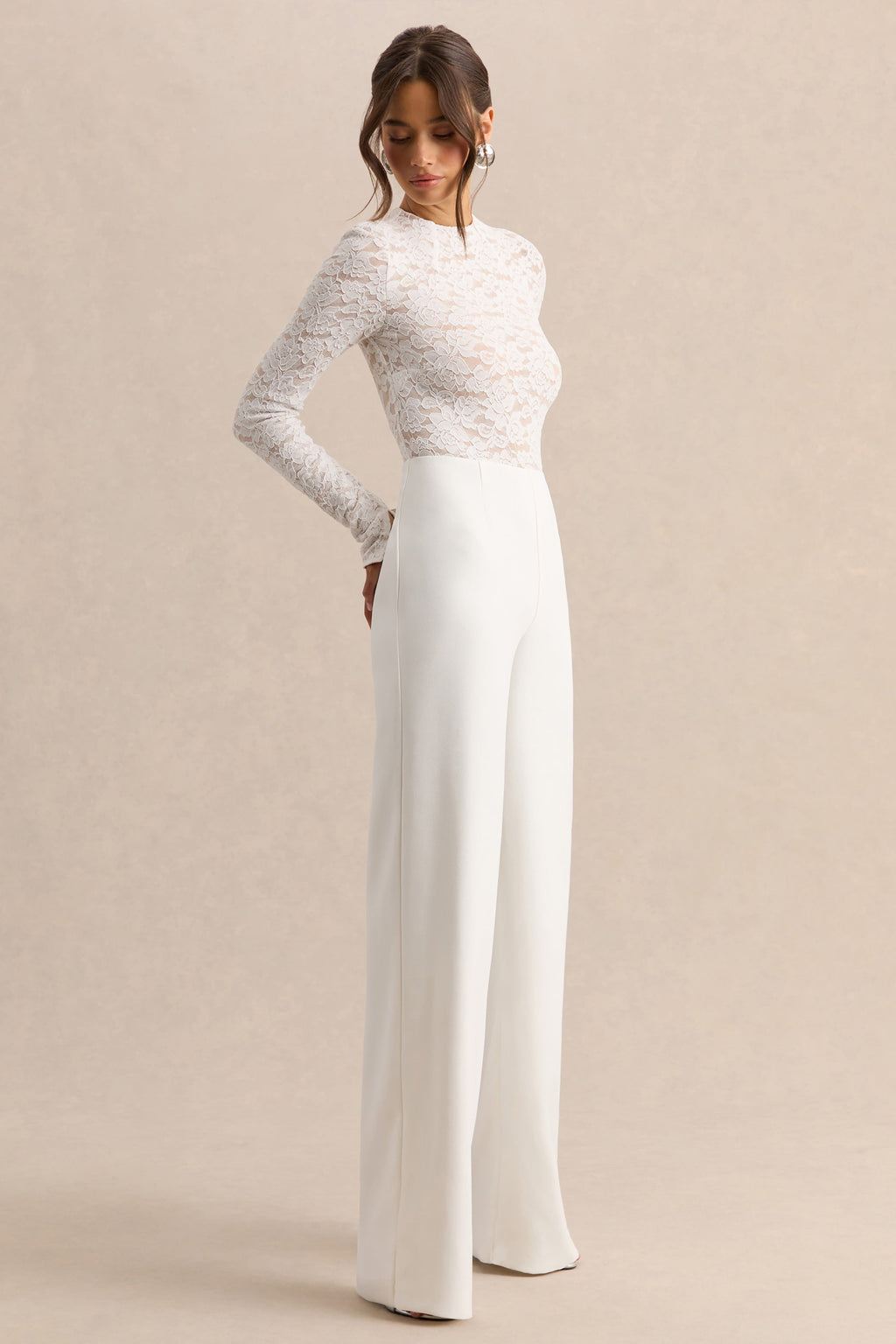 Romancea | Mono Blanco de Encaje con Cuello Alto