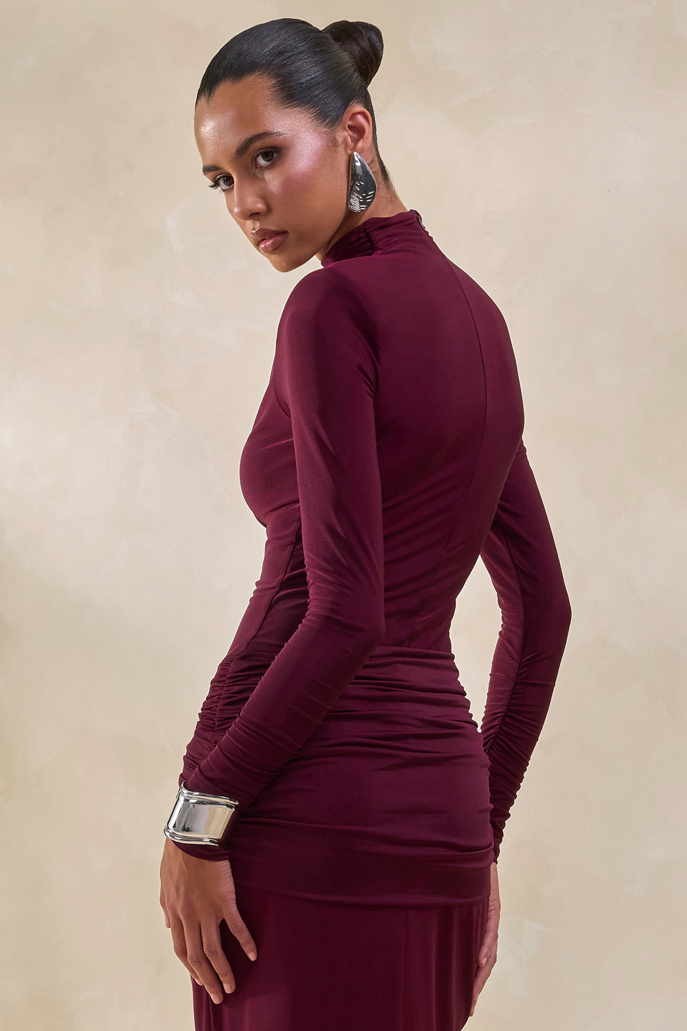 Lyanna | Body Tanga Borgoña Con Cuello Alto