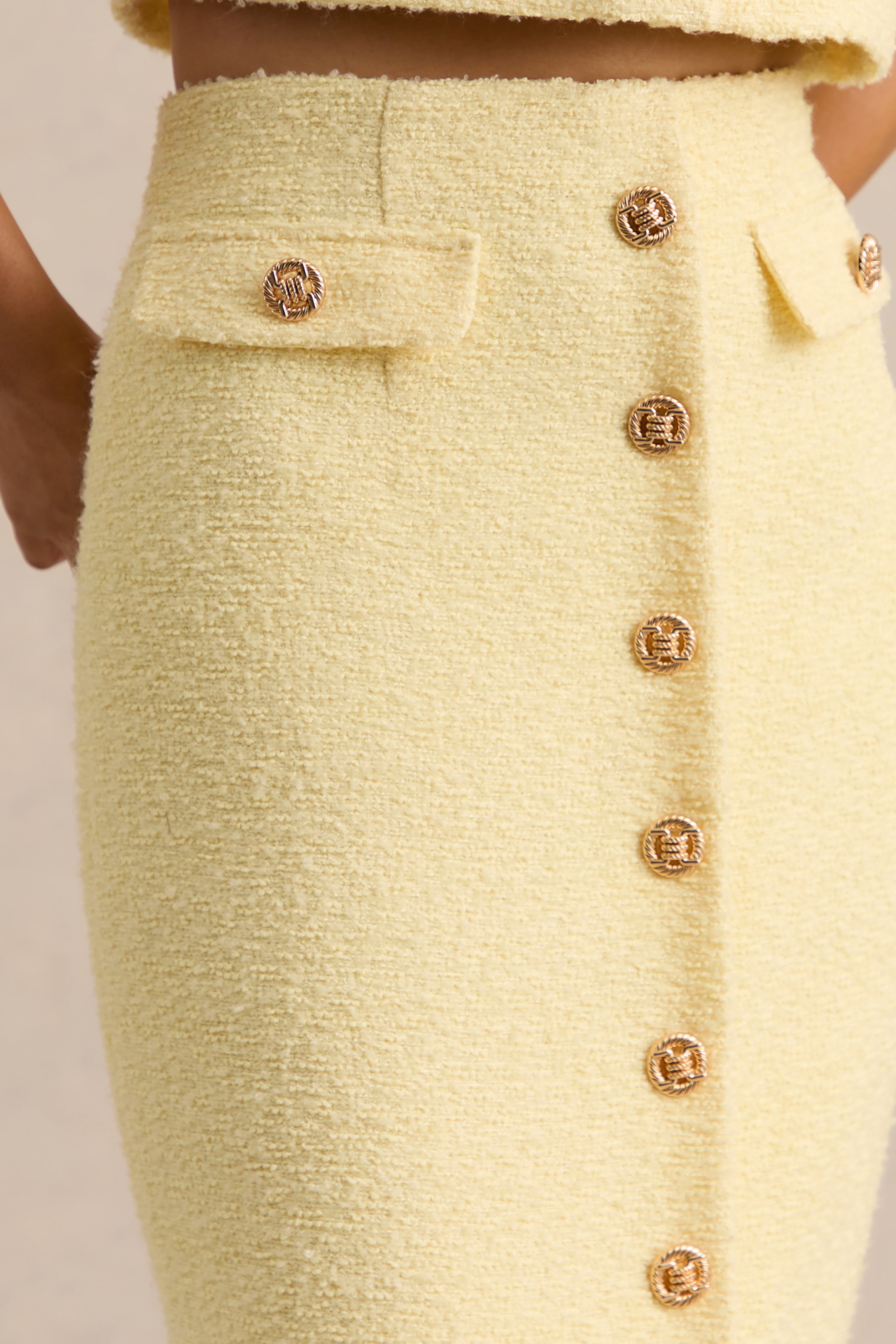 Glyra | Falda midi sastre color limón con detalle de botones
