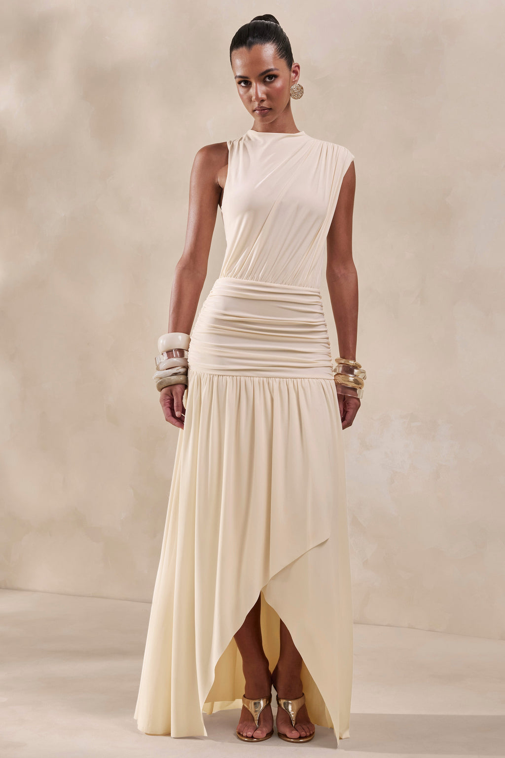 Myssara | Vestido Largo Crema de Cuello Alto con Detalle Drapeado