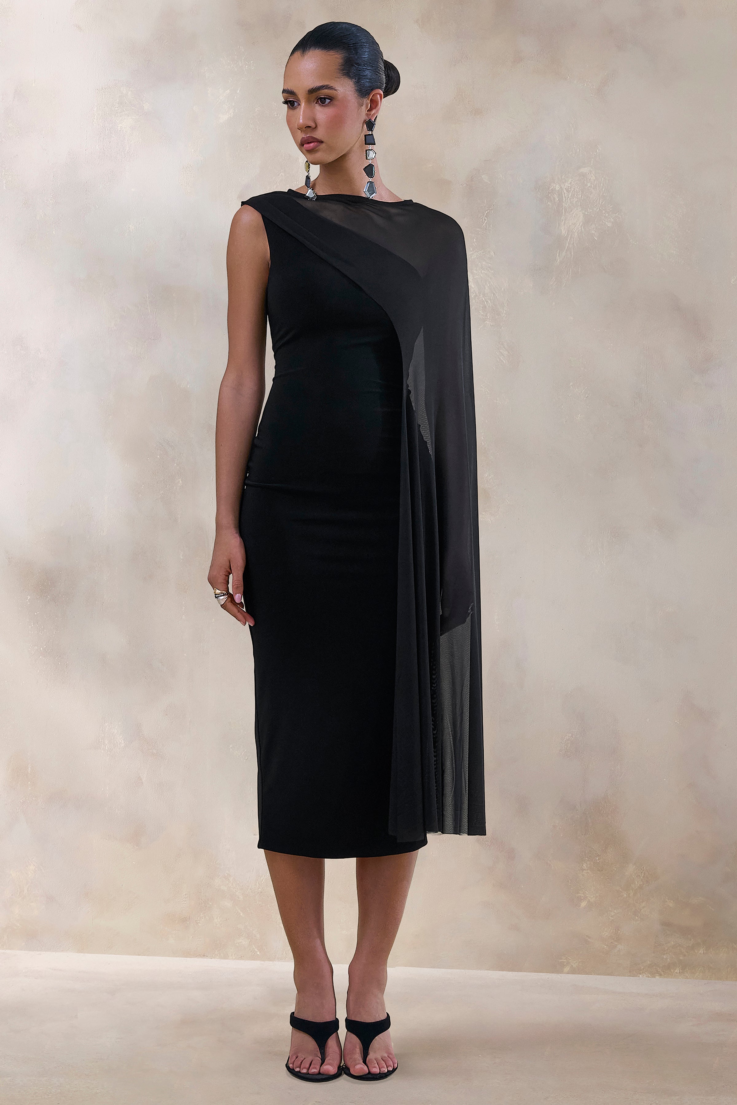 Caloria | Negro Escote Asimétrico Vestido Midi con Manga Capa de Malla