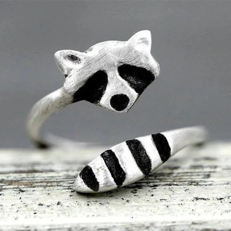 Anillo vintage de mapache en plata