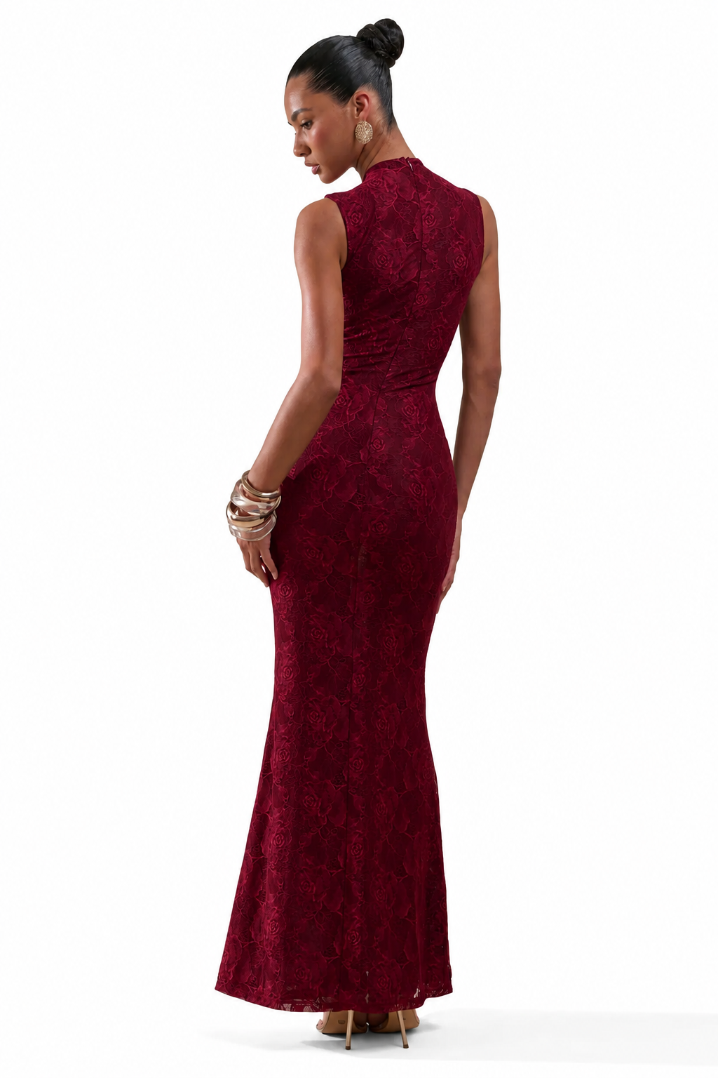 Ravissa | Vestido Largo Borgoña De Encaje Con Cuello Alto