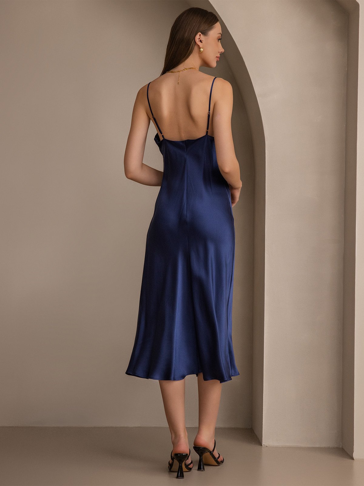 Vestidos largos de seda pura con tirantes