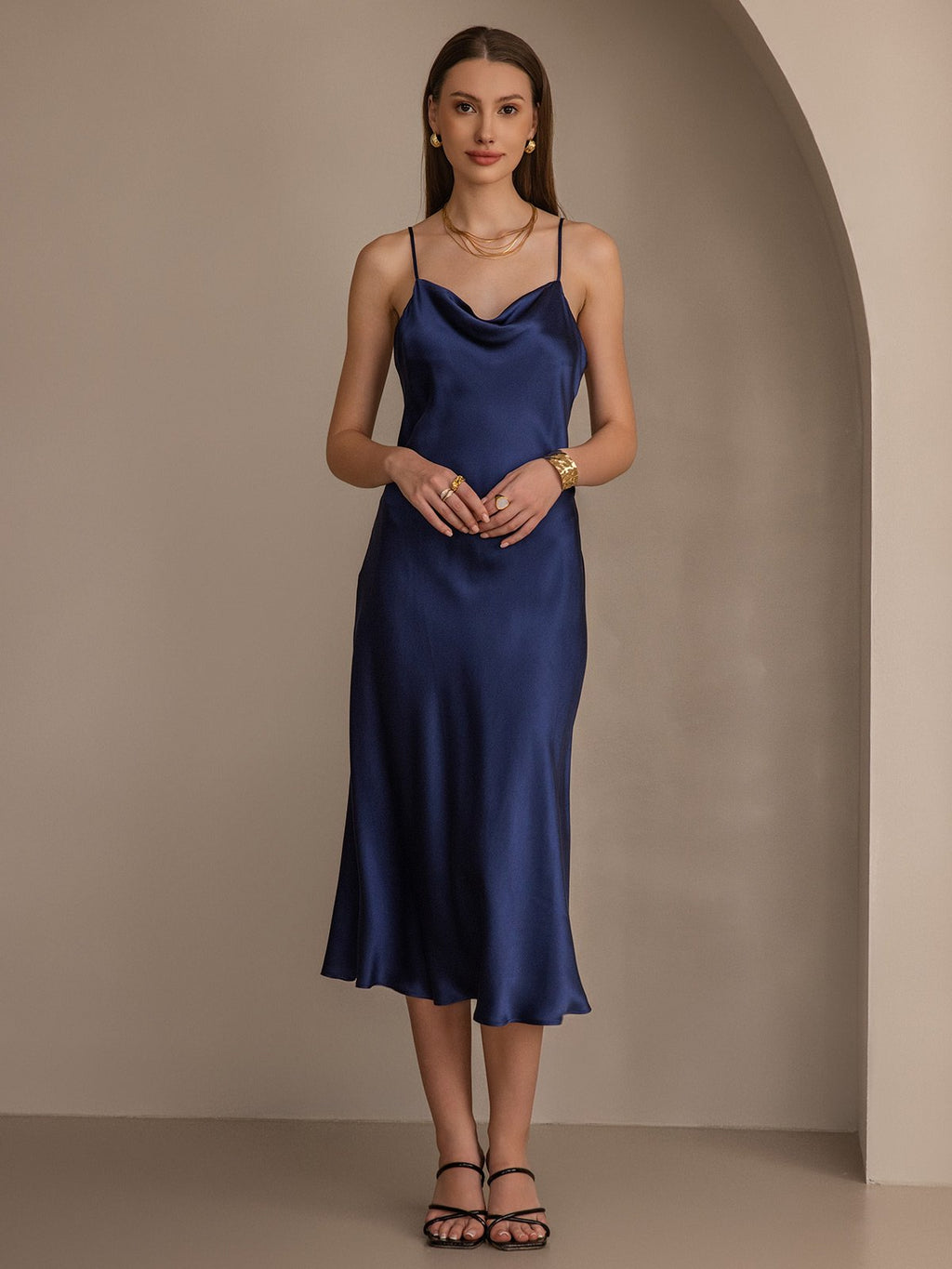 Vestidos largos de seda pura con tirantes