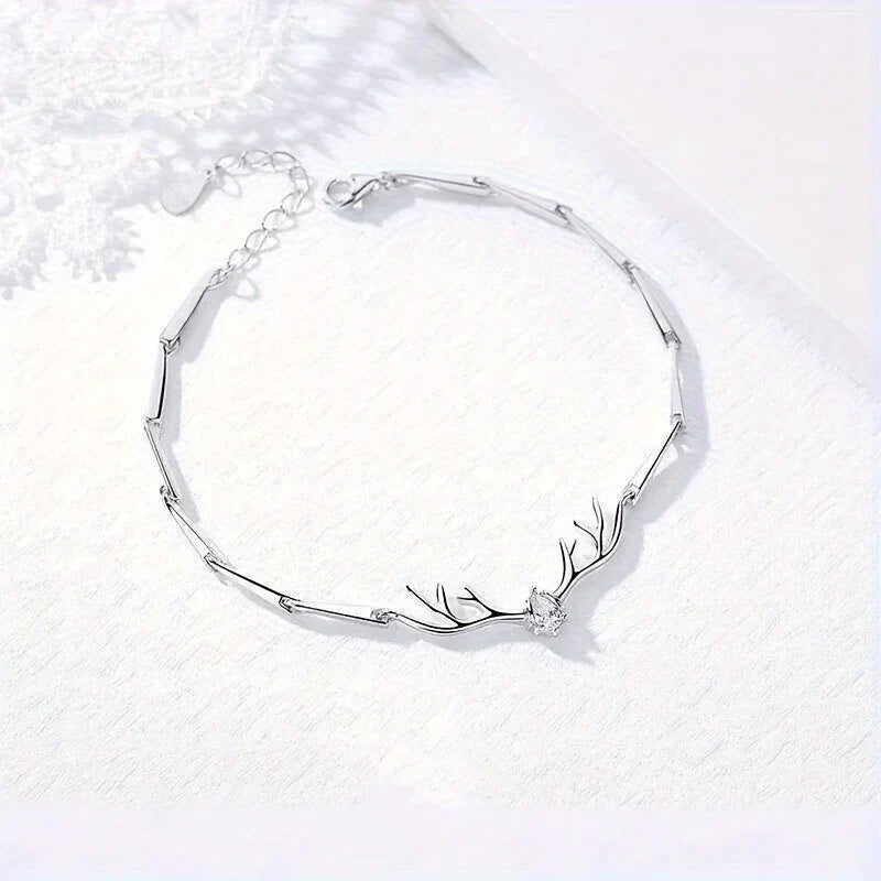 Pulsera de corazón en asta de ciervo con circón