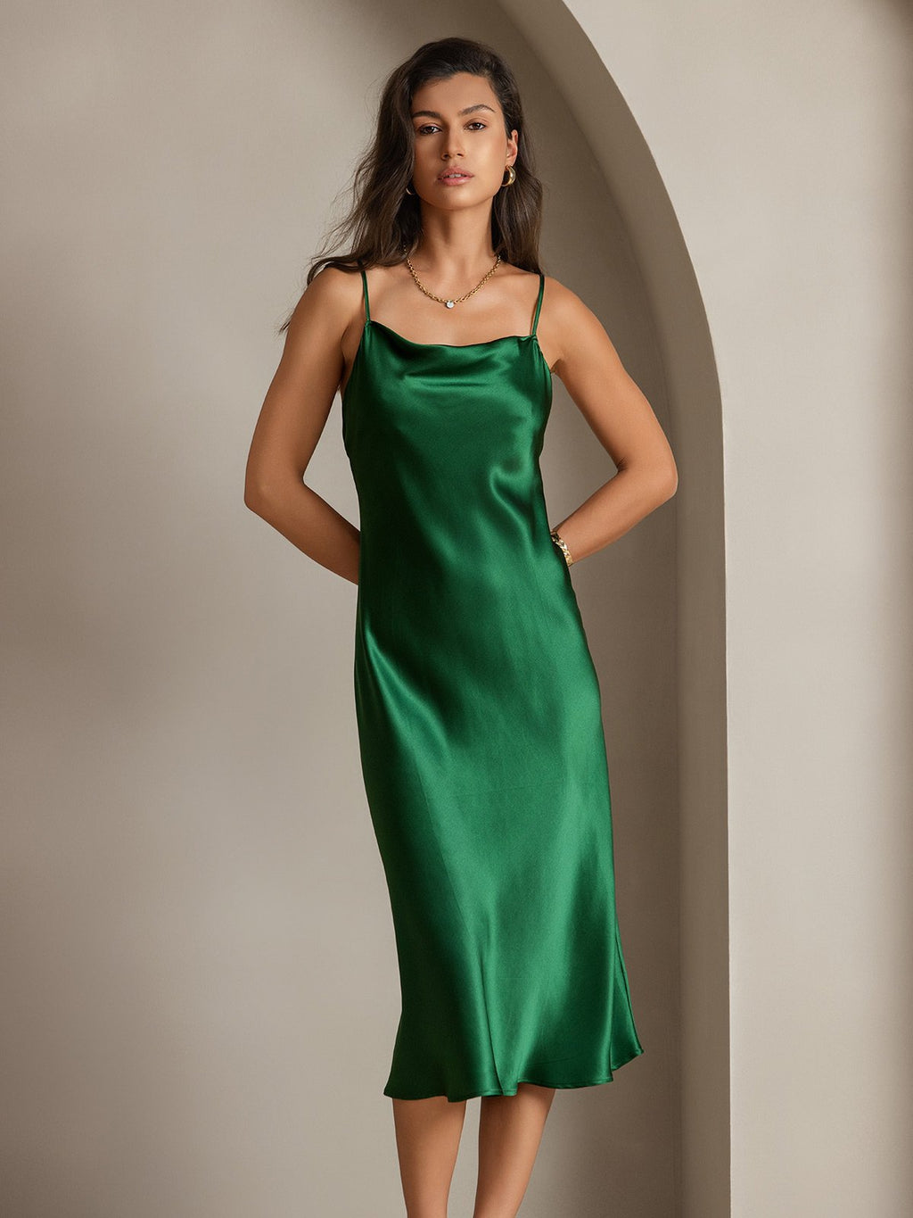 Vestidos largos de seda pura con tirantes