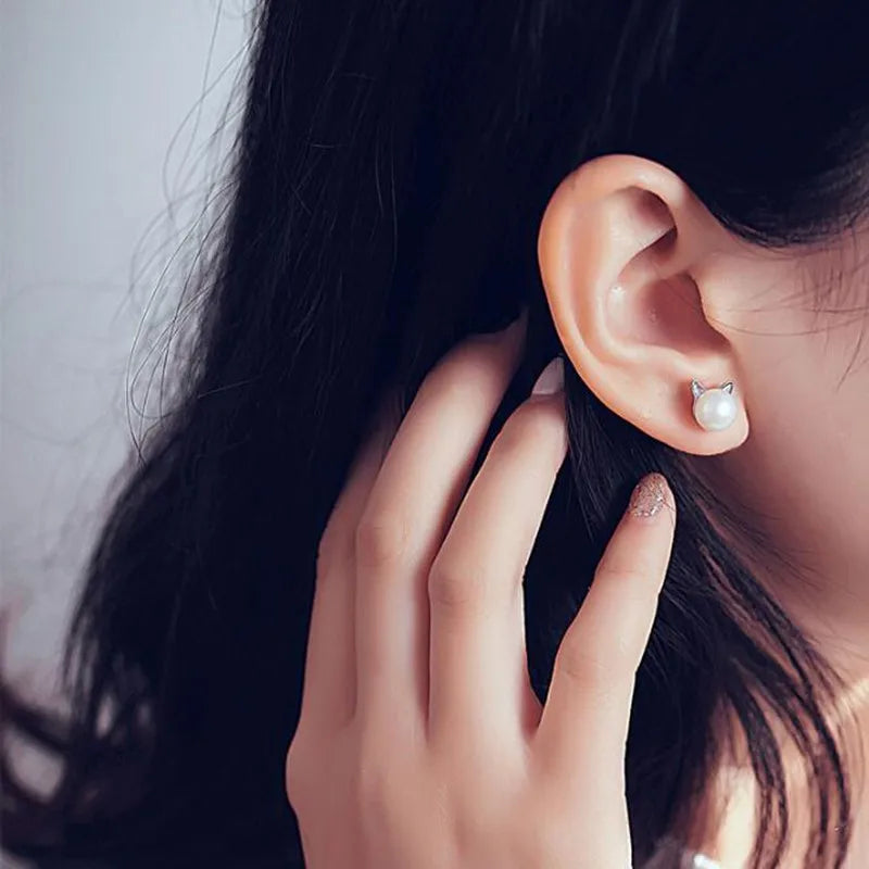 Pendientes de gato en plata de ley