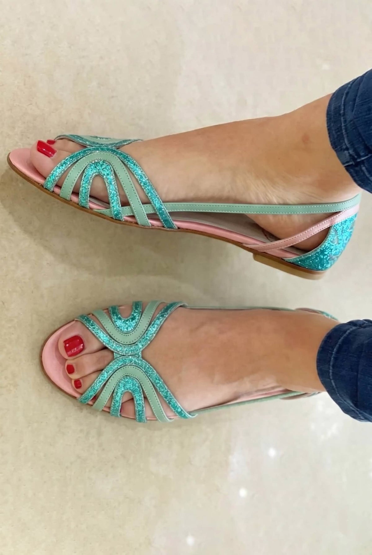Sandalias planas doradas Éléonore