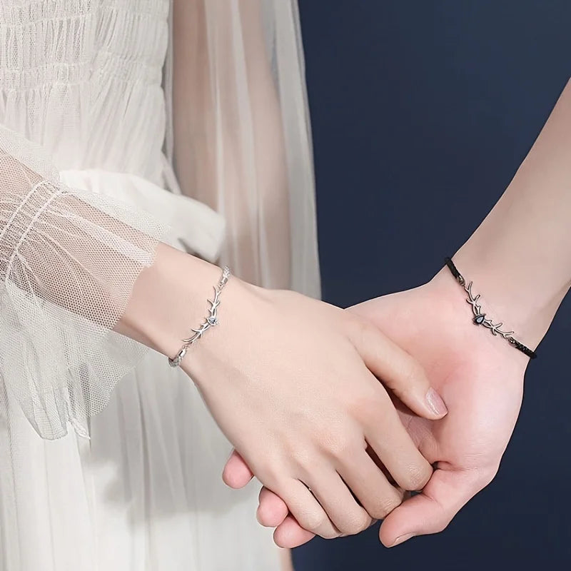 Pulsera de corazón en asta de ciervo con circón