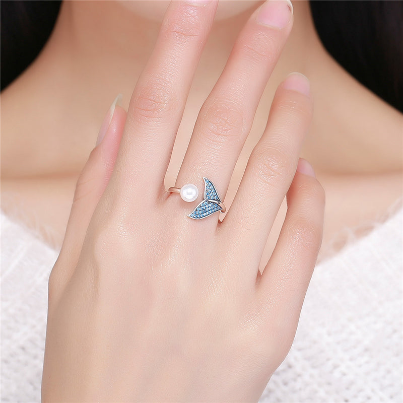 Anillo de perla cola de ballena