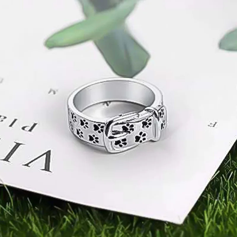 Anillo inspirado en perros