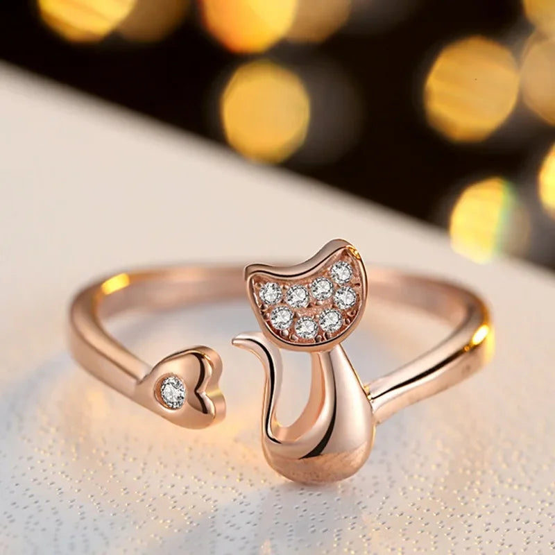 Anillo abierto de gato con circonita