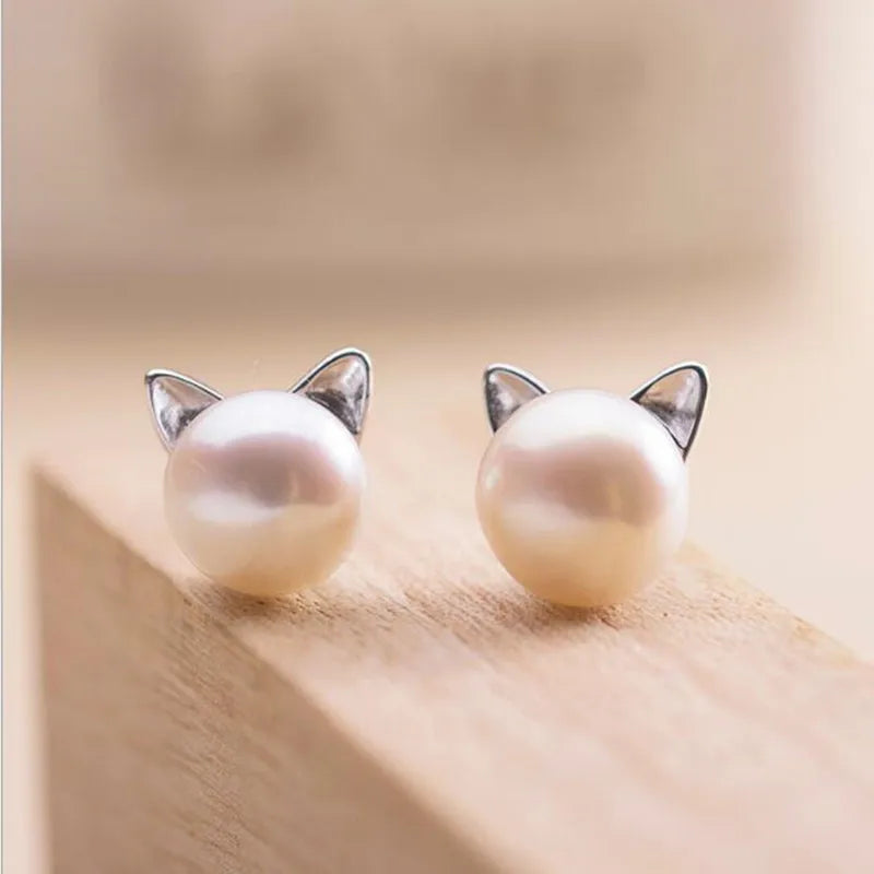 Pendientes de gato en plata de ley