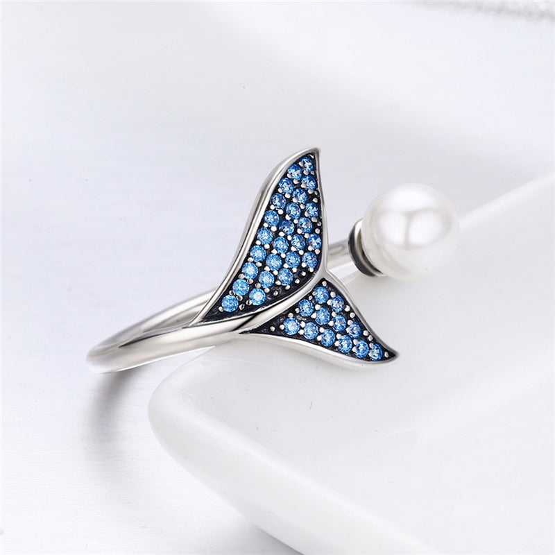 Anillo de perla cola de ballena