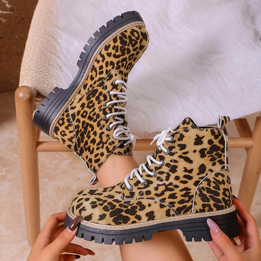 Zita | Botines de leopardo con cordones