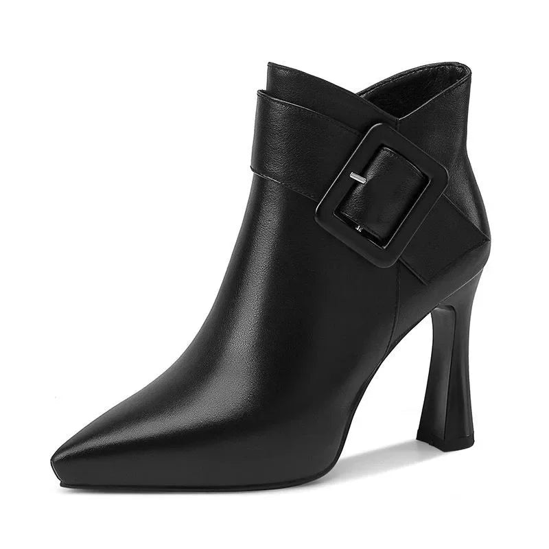 Edvige | Botines con maxihebilla