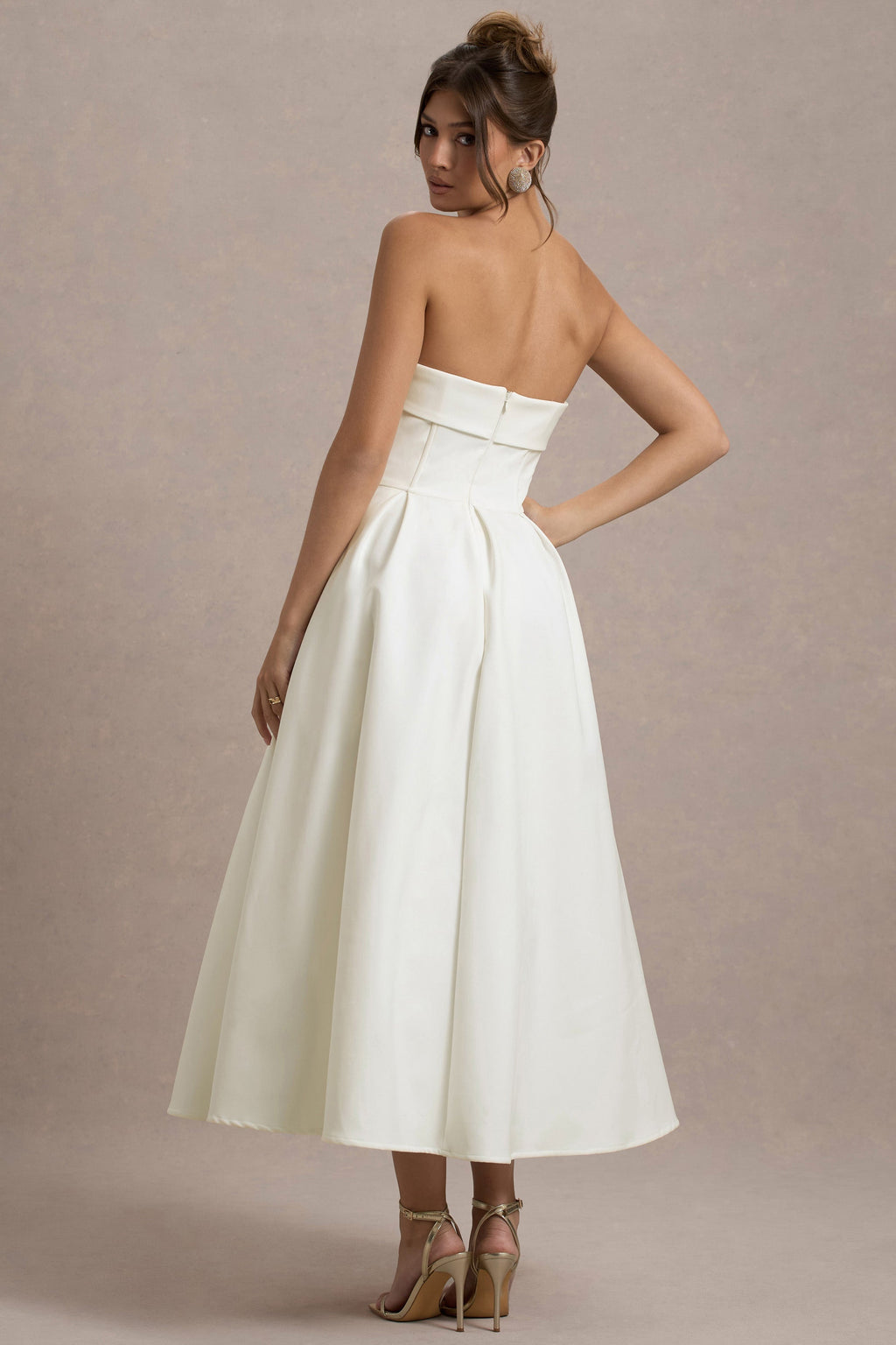 Annalise | Vestido Midi en blanco roto y falda plisada