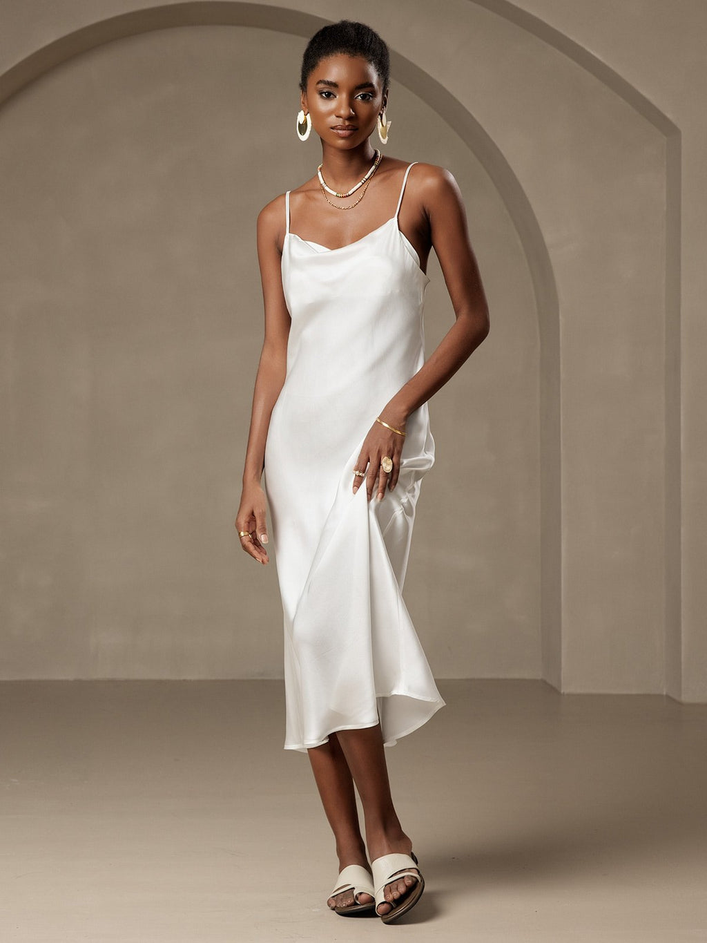 Vestidos largos de seda pura con tirantes