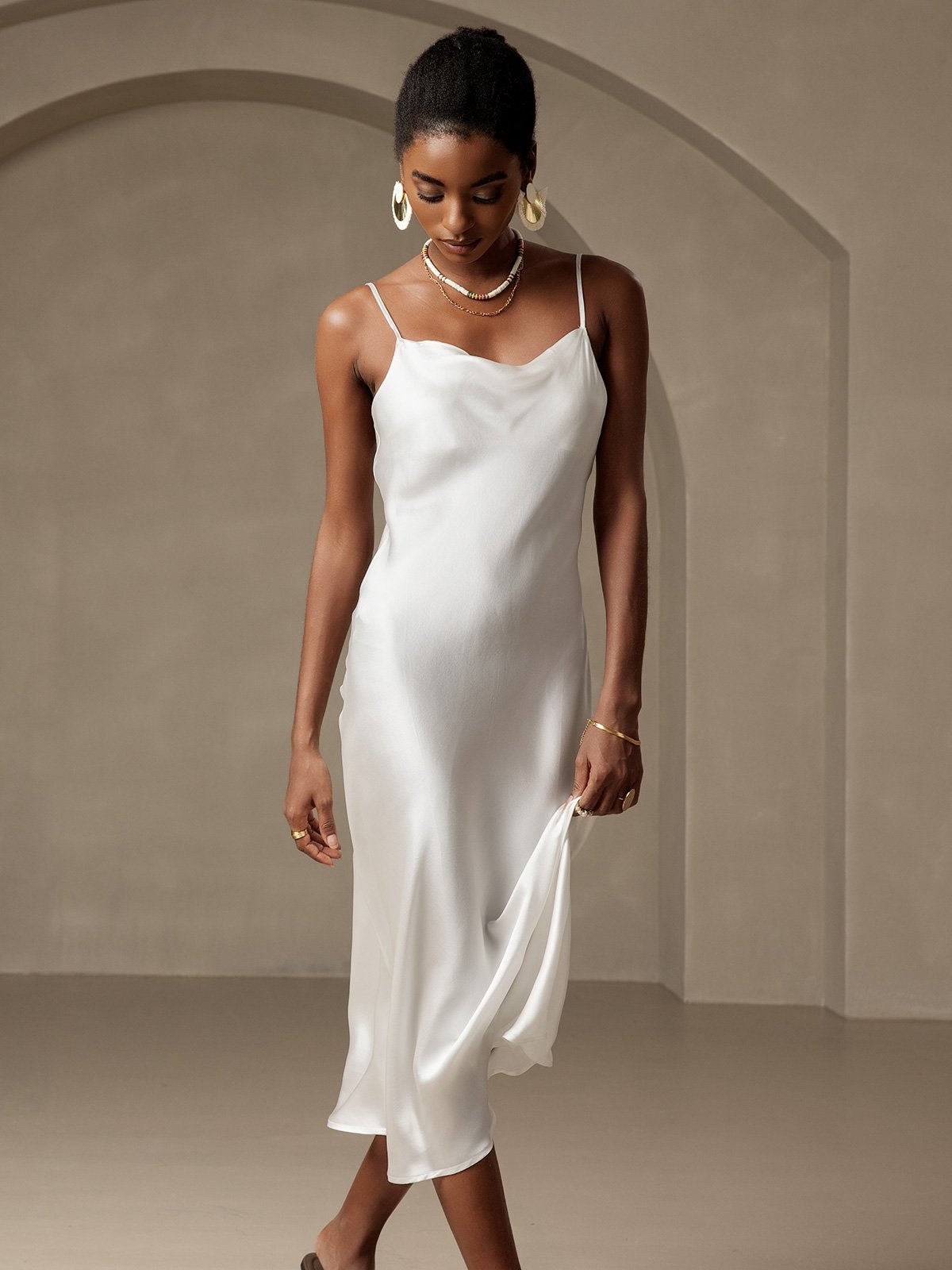 Vestidos largos de seda pura con tirantes