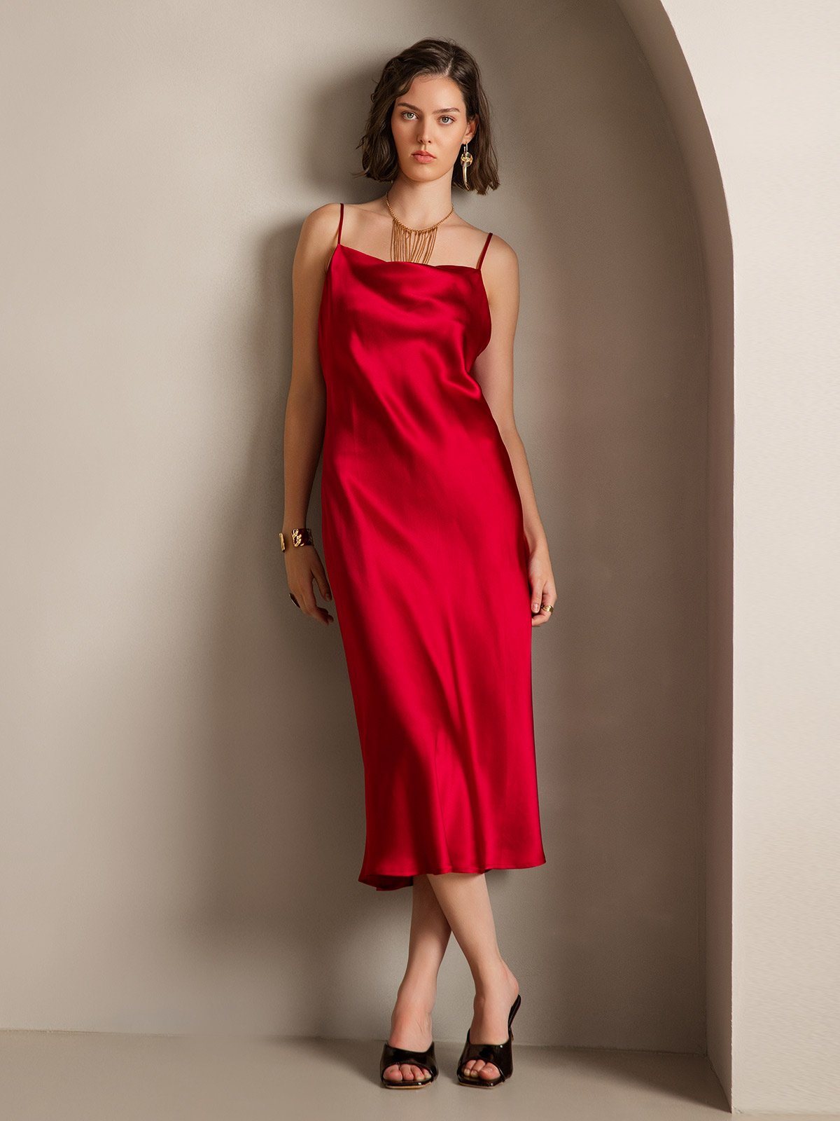 Vestidos largos de seda pura con tirantes