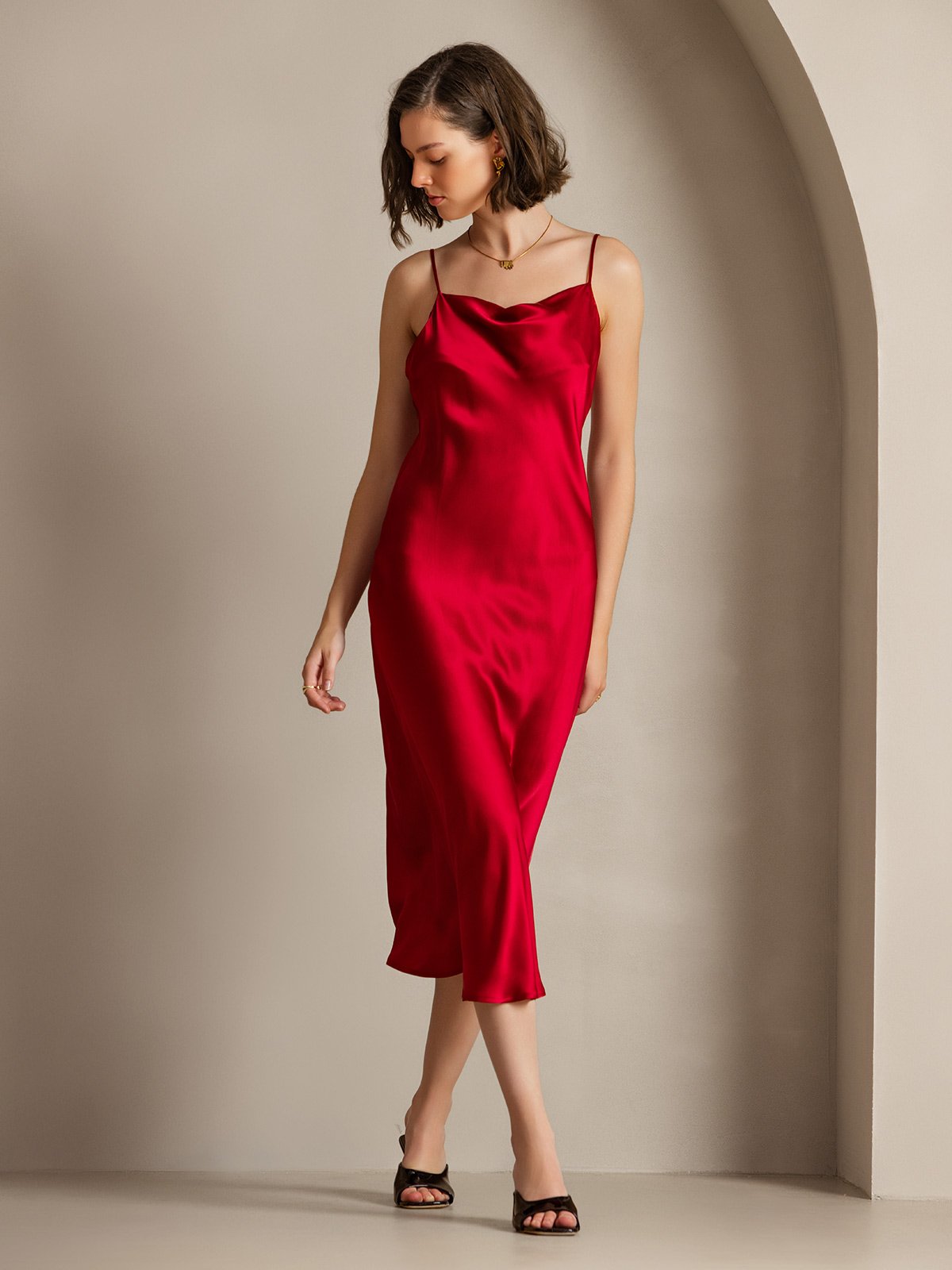 Vestidos largos de seda pura con tirantes