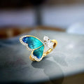 Anillo de mariposa azul