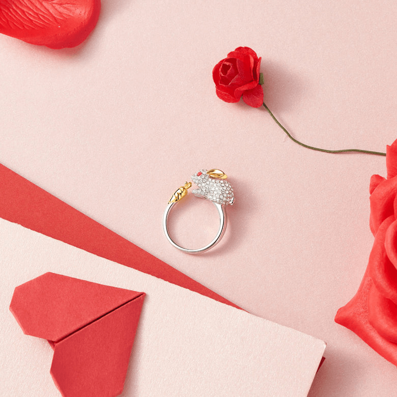 Anillo ajustable de conejo y zanahoria