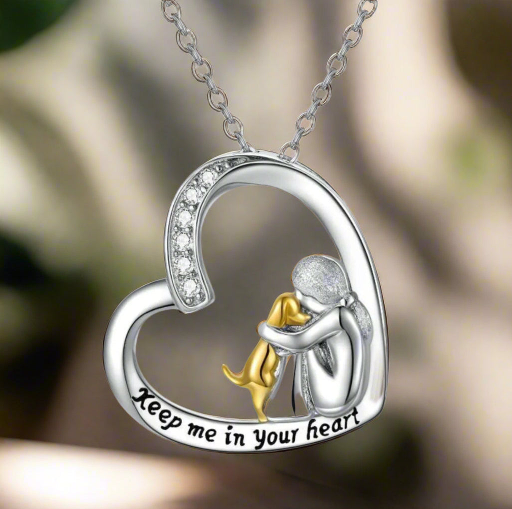 Collar de corazón y perro en plata de ley