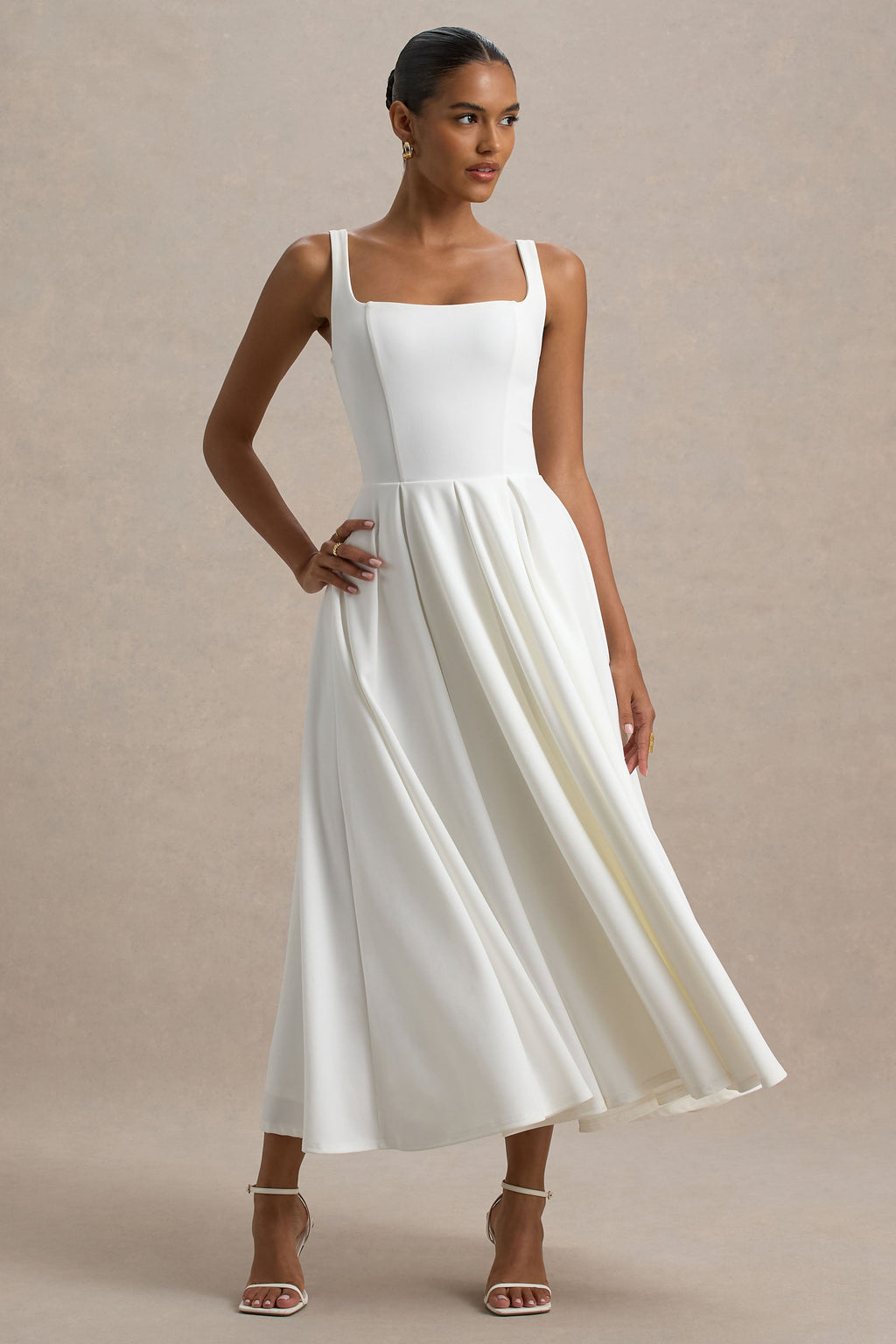 Parina | Vestido midi blanco con escote cuadrado y falda voluminosa