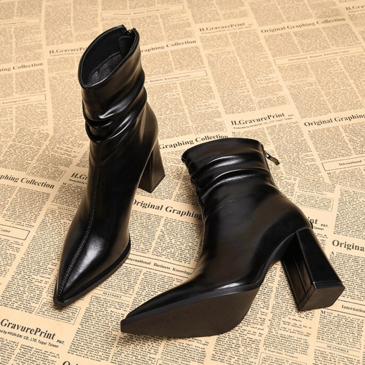 Nicla | Botines de punta esculpida con detalle fruncido